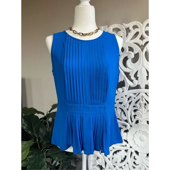 Ann Taylor sleeveless blouse - Picture 1 of 7